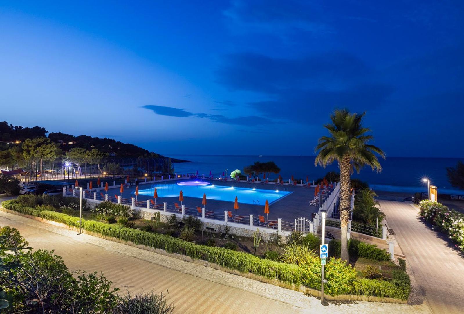 Crovatico Club Vacanze Vieste Exterior foto